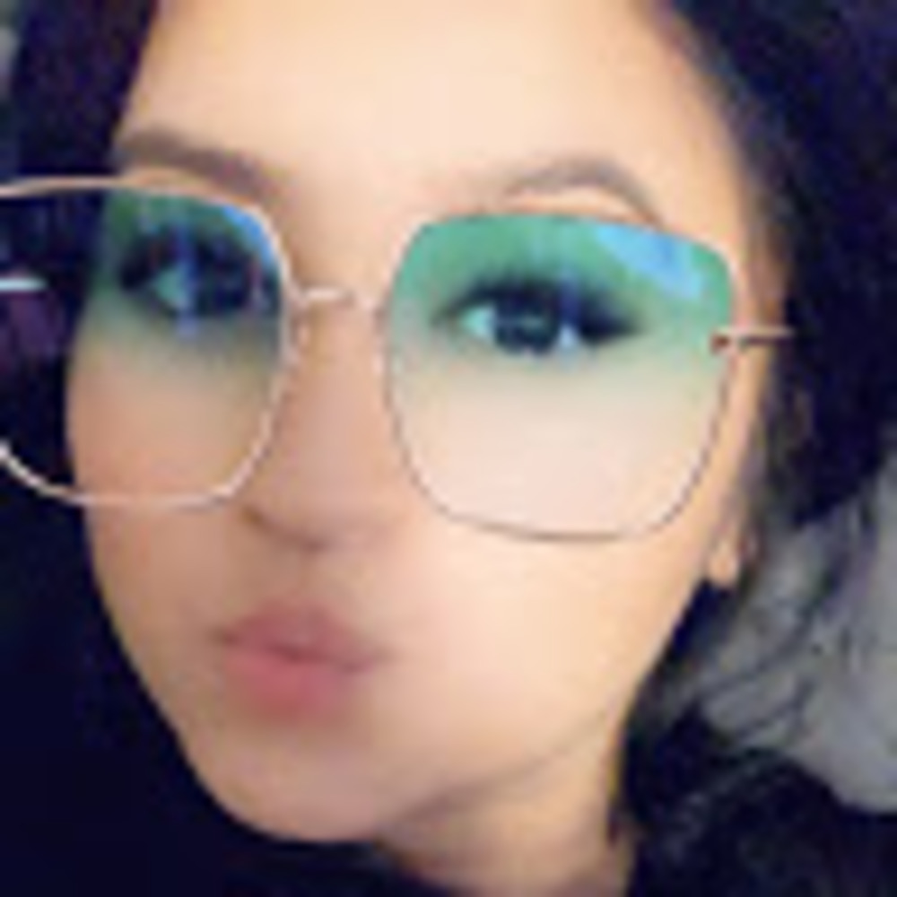 Meet your Posher, Jasmin